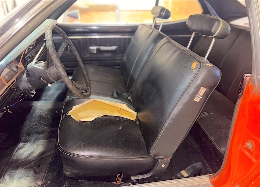 1972 Duster bench seat before
